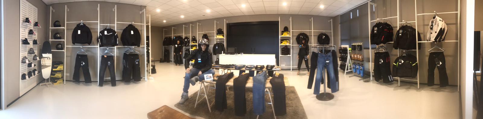 foto kleding 2021-03-22 at 12.00.43-1